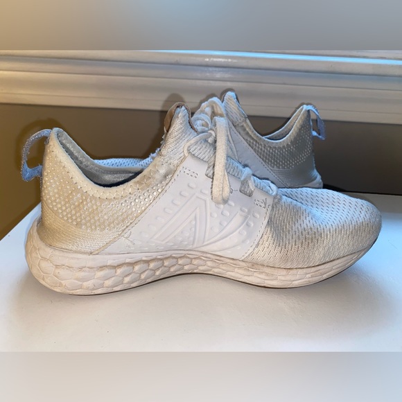 New Balance sneakers size 10 all white - Picture 3 of 4